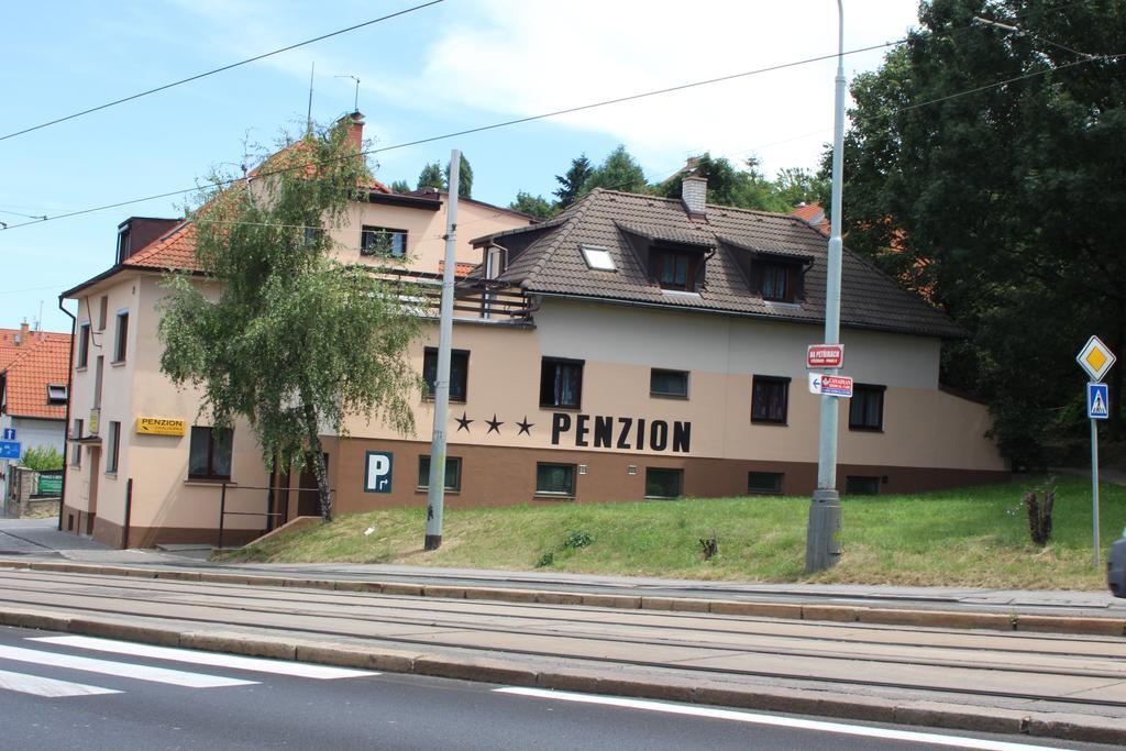 Penzion Chaloupka Hotel Praha Bagian luar foto